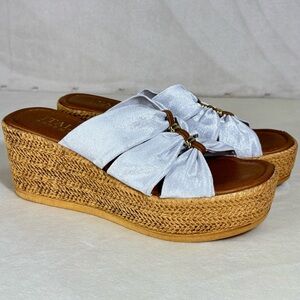 Women’s Italian Shoemakers Shimmer White and Tan Wedge Sandals Size 7
